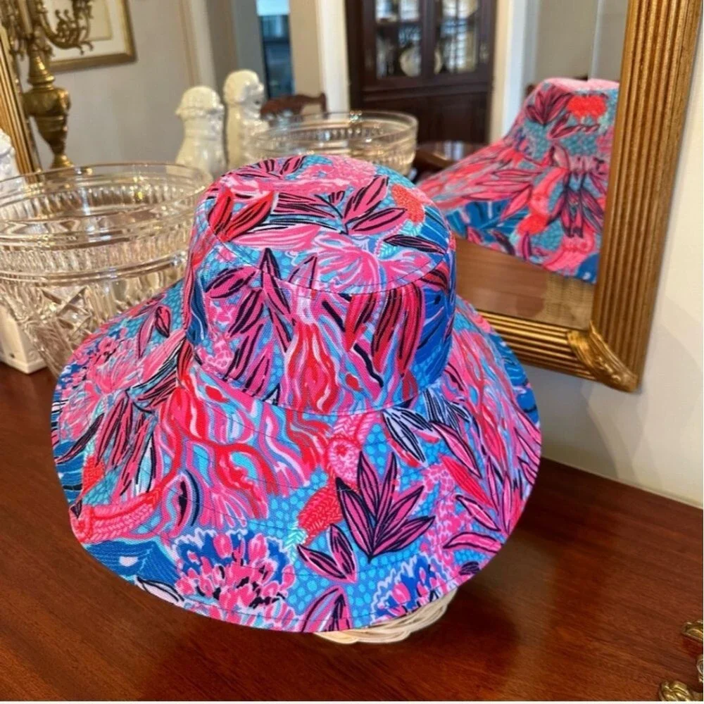 NWT Lilly Pulitzer Sun Hat Ruby Red Wild Times Wide Brim Summer Maximalist Chic
